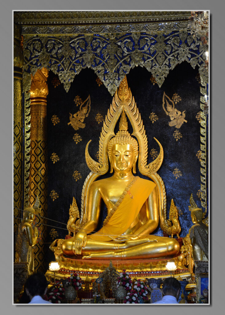 Pha Buddha Chinnarat
